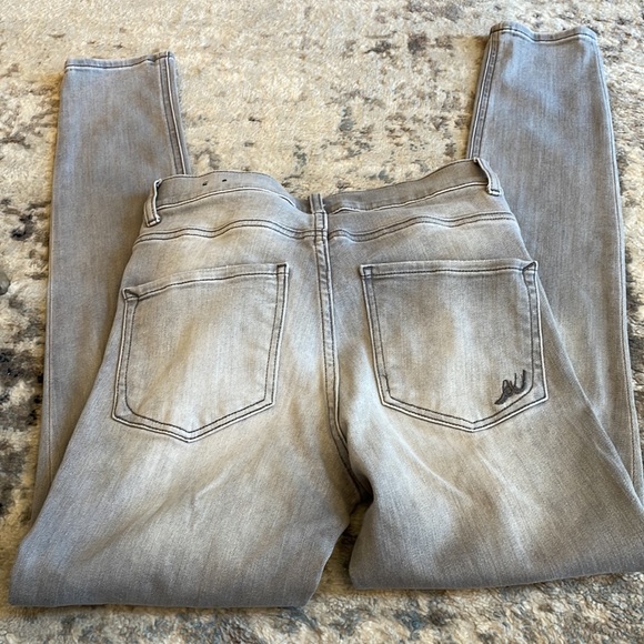 Express High Rise - Picture 2 of 4